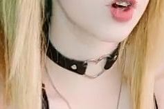 15岁小姐姐性感,青春与成熟的完美交织
